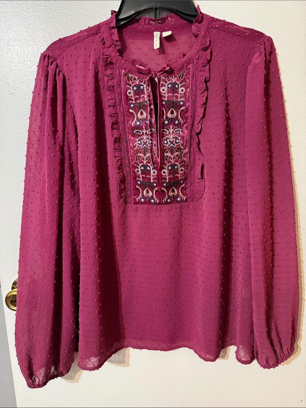 Womens Embroidered Plum Dot-Texture Long Sleeve Blouse
